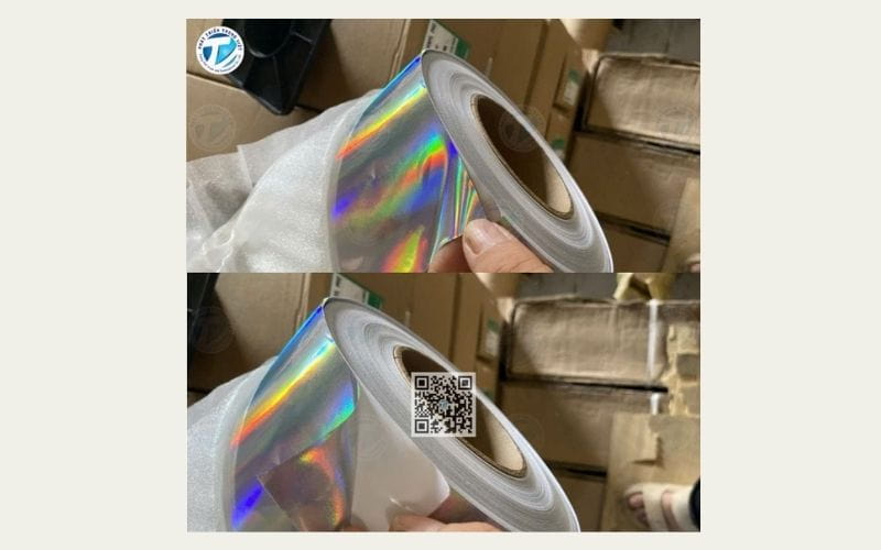 Decal 7 màu PVC là một loại vật liệu decal tự dính